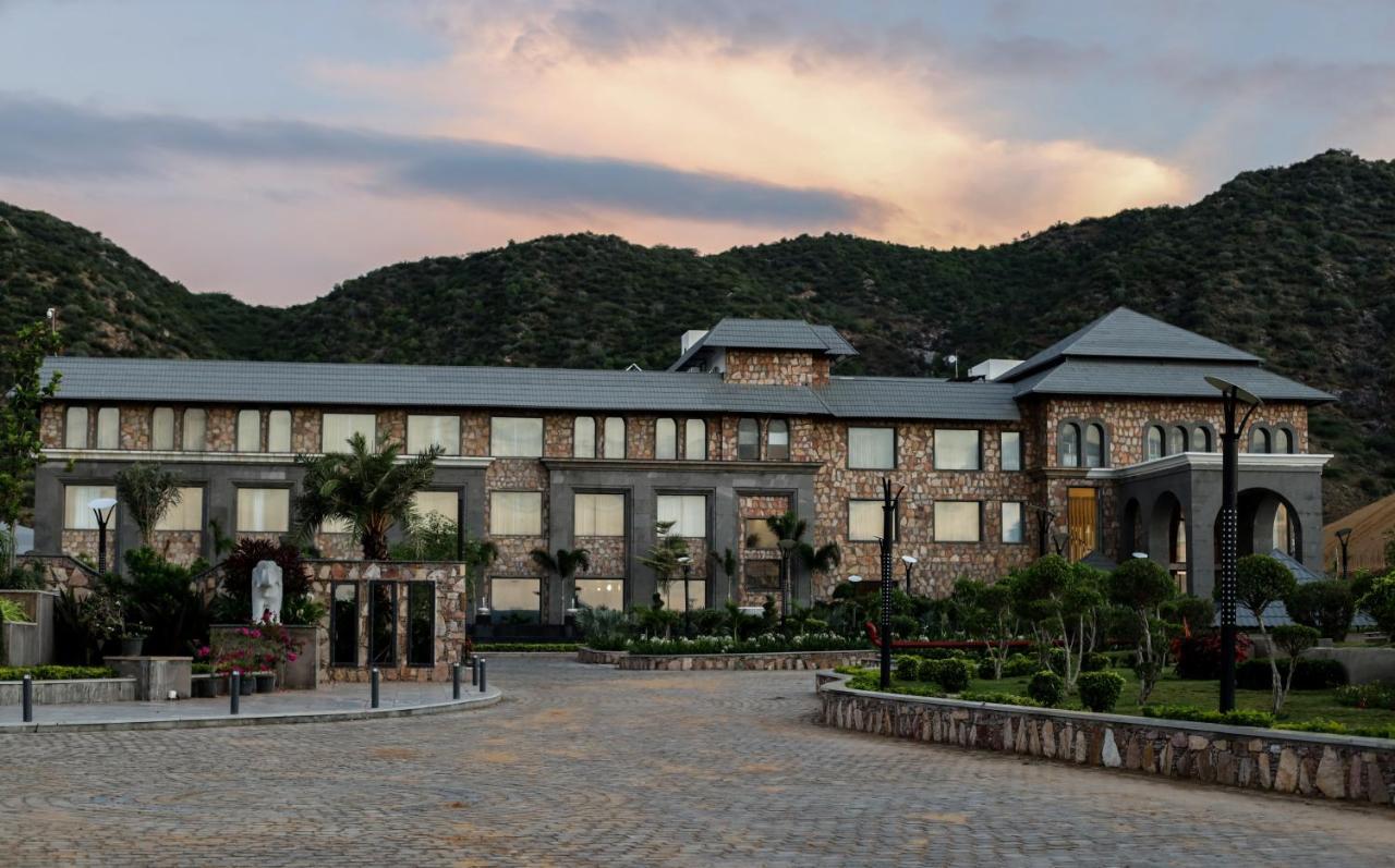 Pushkara Resort And Spa Exteriér fotografie